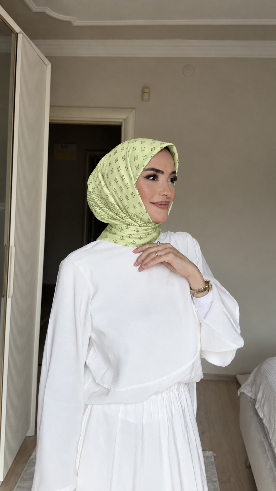 Açık Fıstık Yeşili / Zeytin